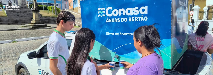 Conasa Águas do Sertão renova apoio ao Festival de Música de Penedo com o Aquamóvel