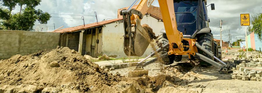 Águas do Sertão avança em obras de padronização da rede de água em Piranhas