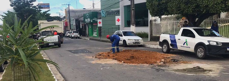 Imagem Técnicos da Águas do Sertão investigam vazamento na rede de distribuição em Penedo nesta terça-feira (20)